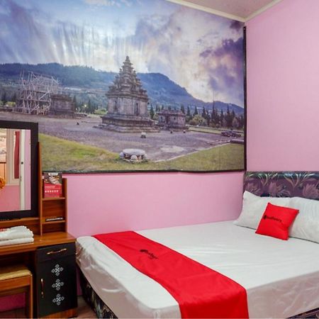 Reddoorz Syariah Near Telaga Warna Dieng Diyeng Buitenkant foto