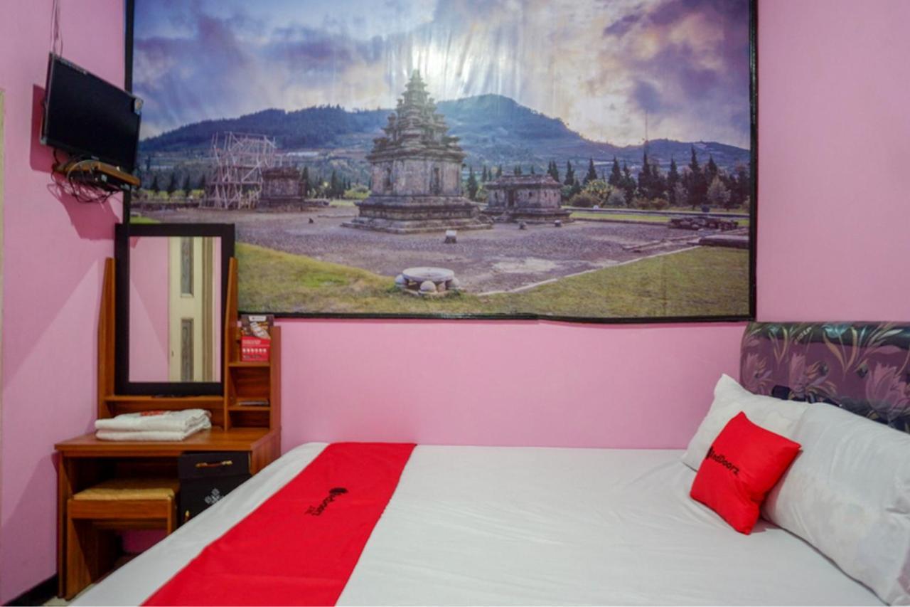 Reddoorz Syariah Near Telaga Warna Dieng Diyeng Buitenkant foto